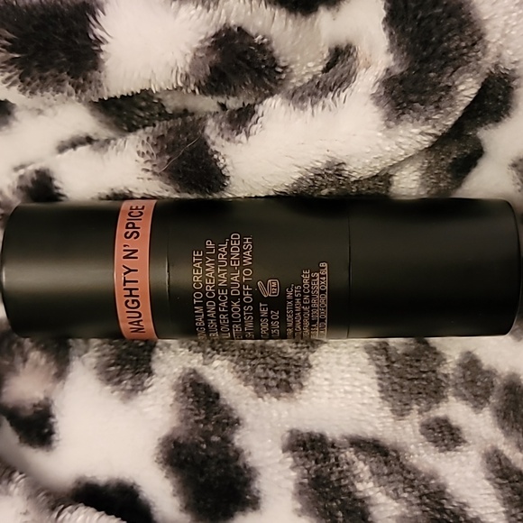 All Over Face Blush Color - Picture 2 of 3